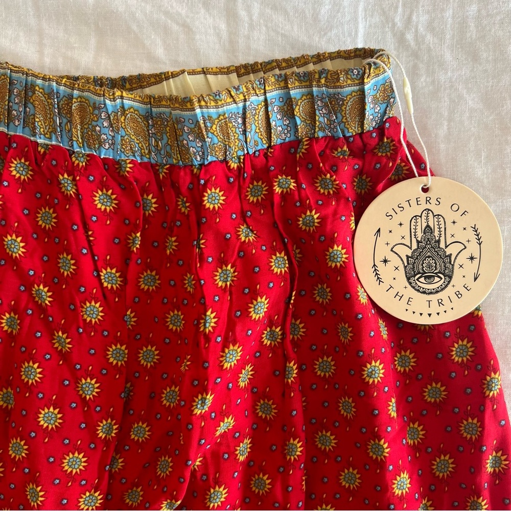 SISTERS OF THE TRIBE Petite Floral Print Ruffle Tie Front Crop Top & Midi Skirt - Picture 11 of 16